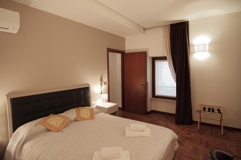 Residenza S. Giovanni In Foro Verona Habitación foto
